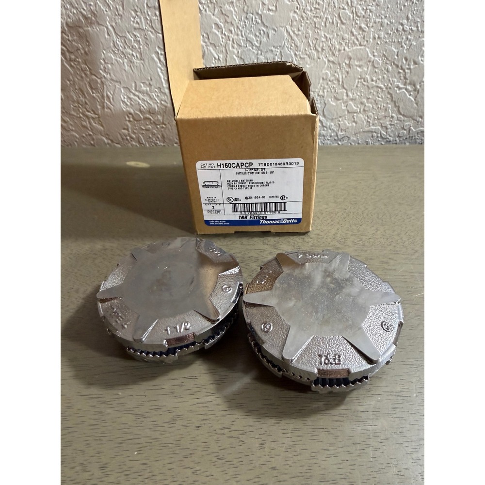 Thomas & Betts H150CAPCP 1-1/2 In Cap-Off Zinc Chrome Plated Hubs 2-Piece Lot